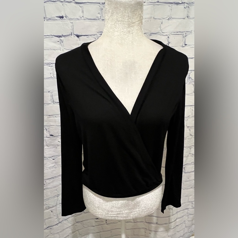 PST SIZE medium Ladies Black Long Sleeve V Neck TOP